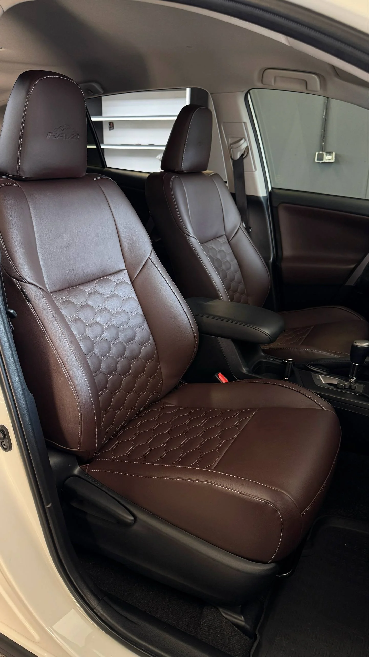 Toyota Rav-4 CA-40