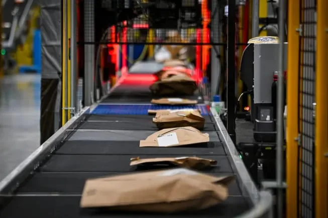 📦 Amazon заранее объявил праздничные фулфилмент-сборы на 2026 год