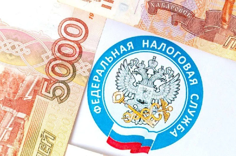 Общая сумма налоговых задолженностей граждан и бизнеса в России достигла рекордной отметки в 4 трлн