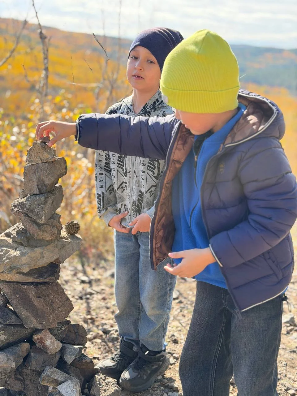 Сияющие, привет)
