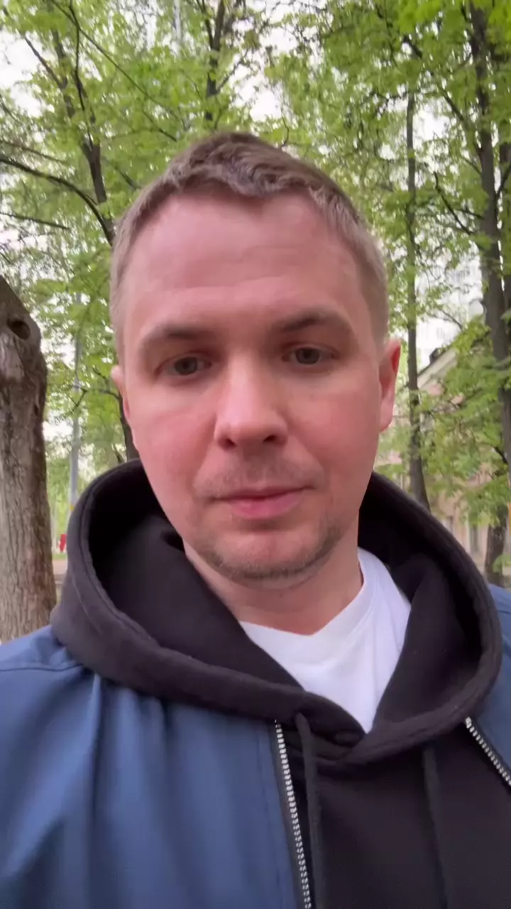 Бред какой-то. Хотя знаете, давно мне один злобный олигарх сказал, что он нанимает только