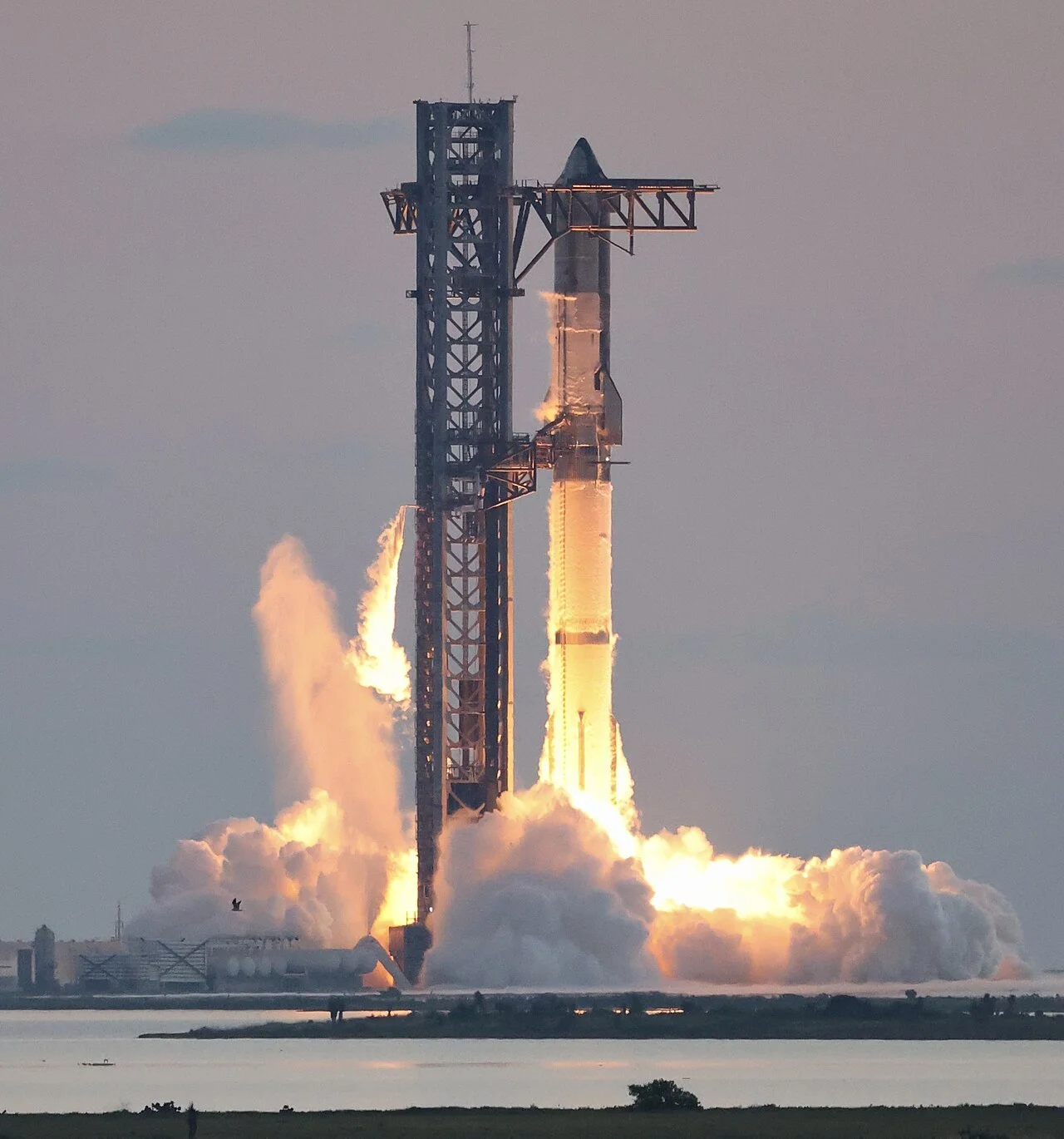FAA закрыла проверку Starship — SpaceX готовится к новому тестовому полёту