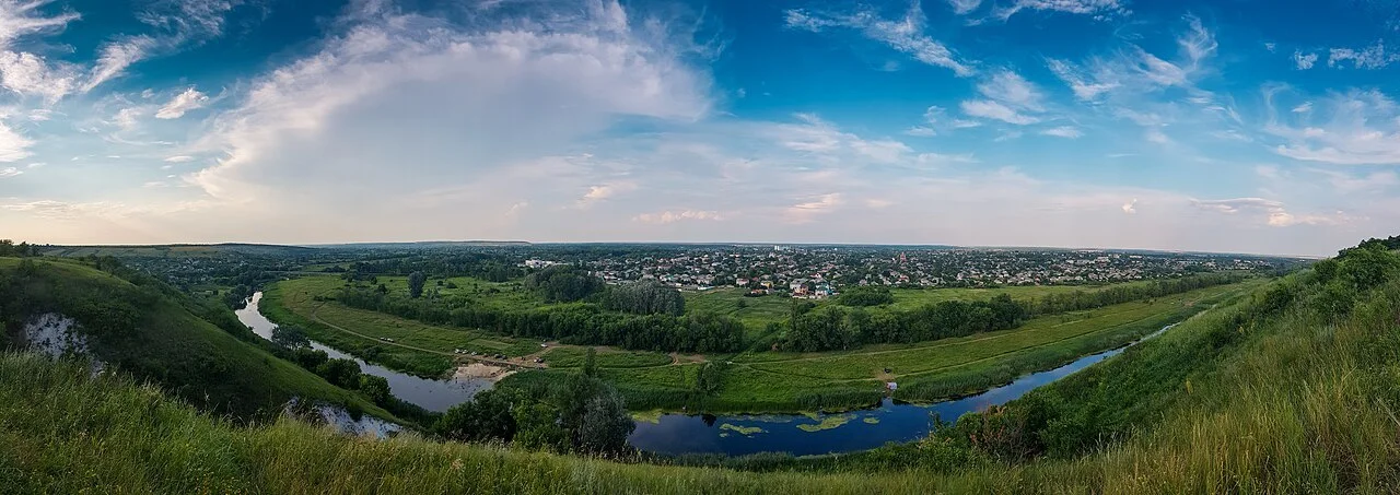 ВСУ атаковали рынок в Старобельске, погибла женщина
