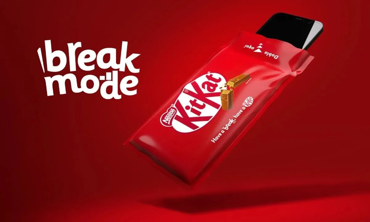 Шоколадный дзен: как фольга от KitKat стала ловушкой для звонков и спасителем нервов