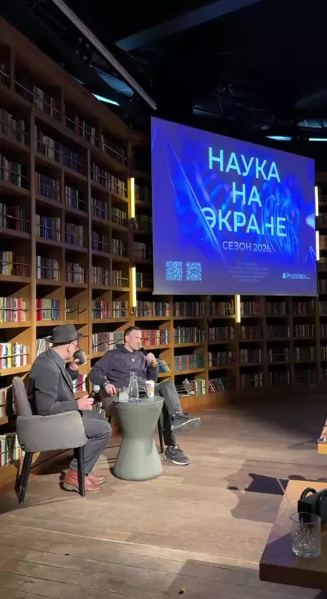В выходные посмотрели «Я-Робот», обсудили фильм, экзоскелеты, будущее, ИИ и даже робота Федора!