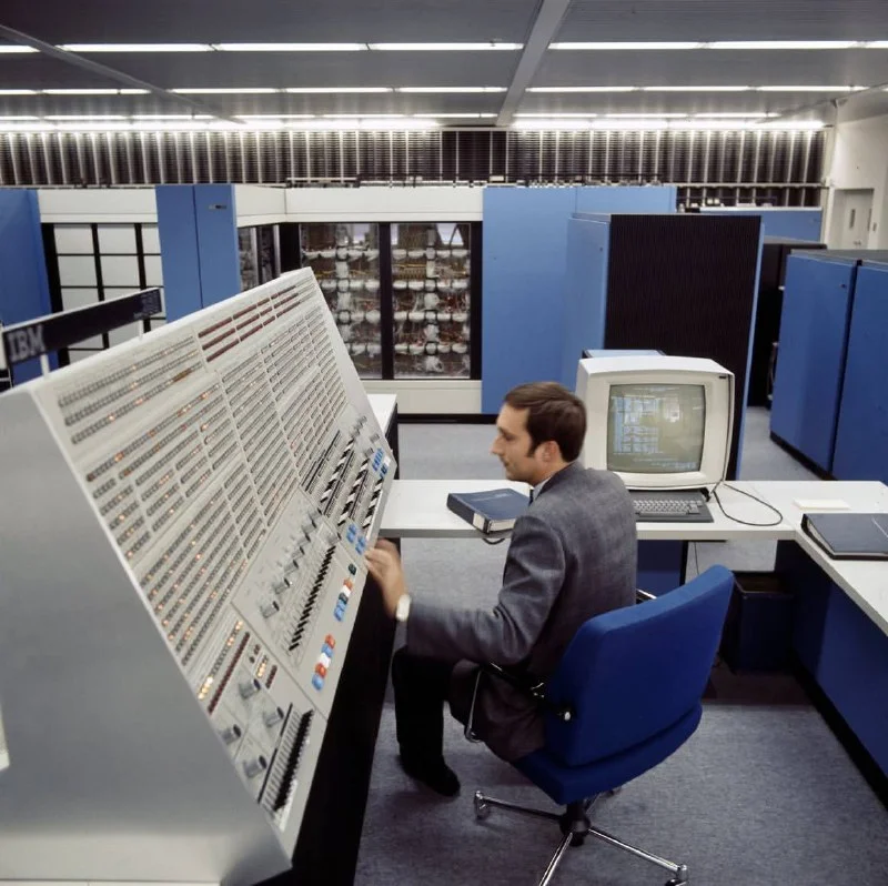 IBM System/360 в Гархинге, Германия, 1965 год. Фото: Рольф Херкнер