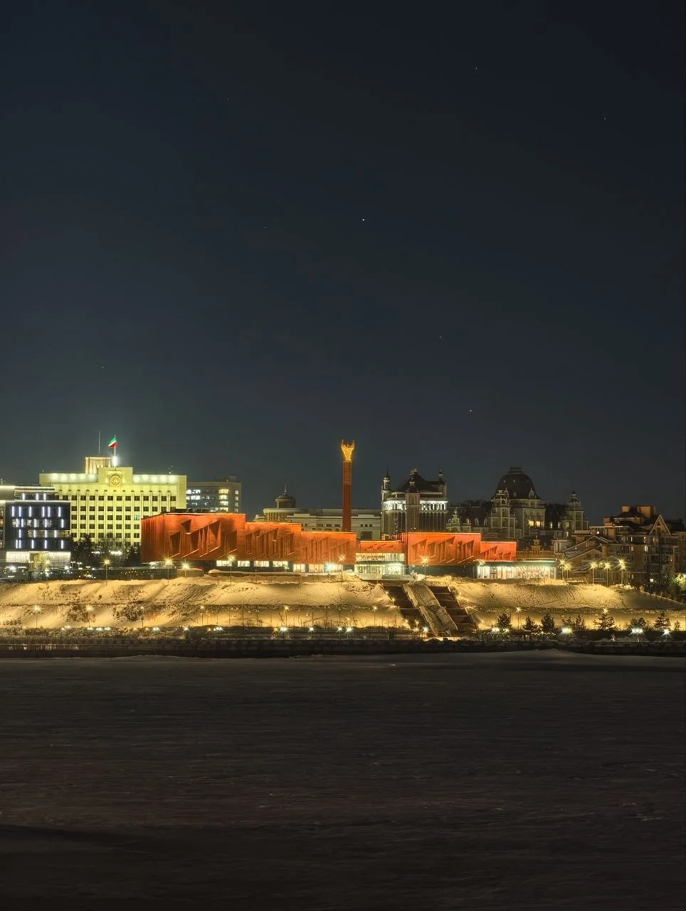 Такие виды открываются с новой набережной у Millenium Panorama ✨