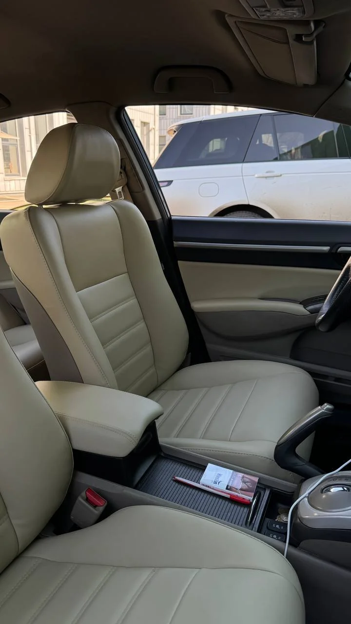 Honda Civic 8
Пошит и установлен комплект каркасных чехлов в категории Gold в бежевом цвете