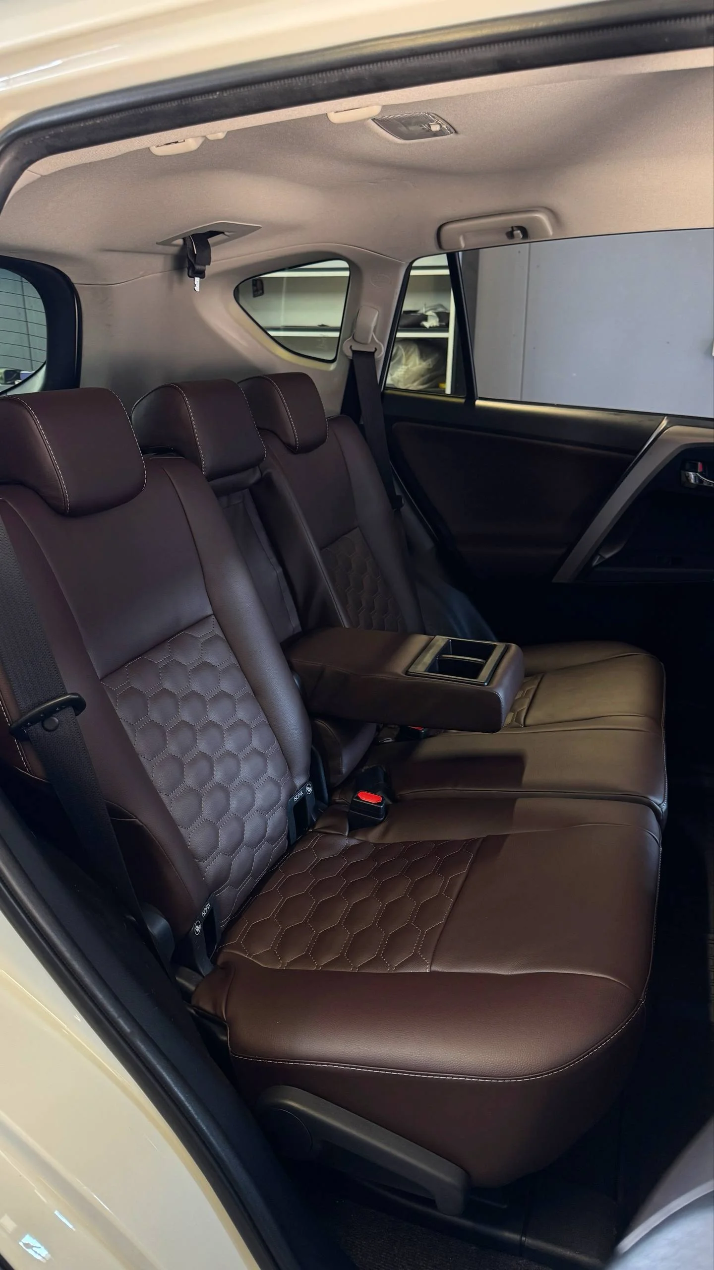 Toyota Rav-4 CA-40