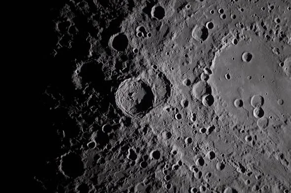 Луна.

Фото: NASA