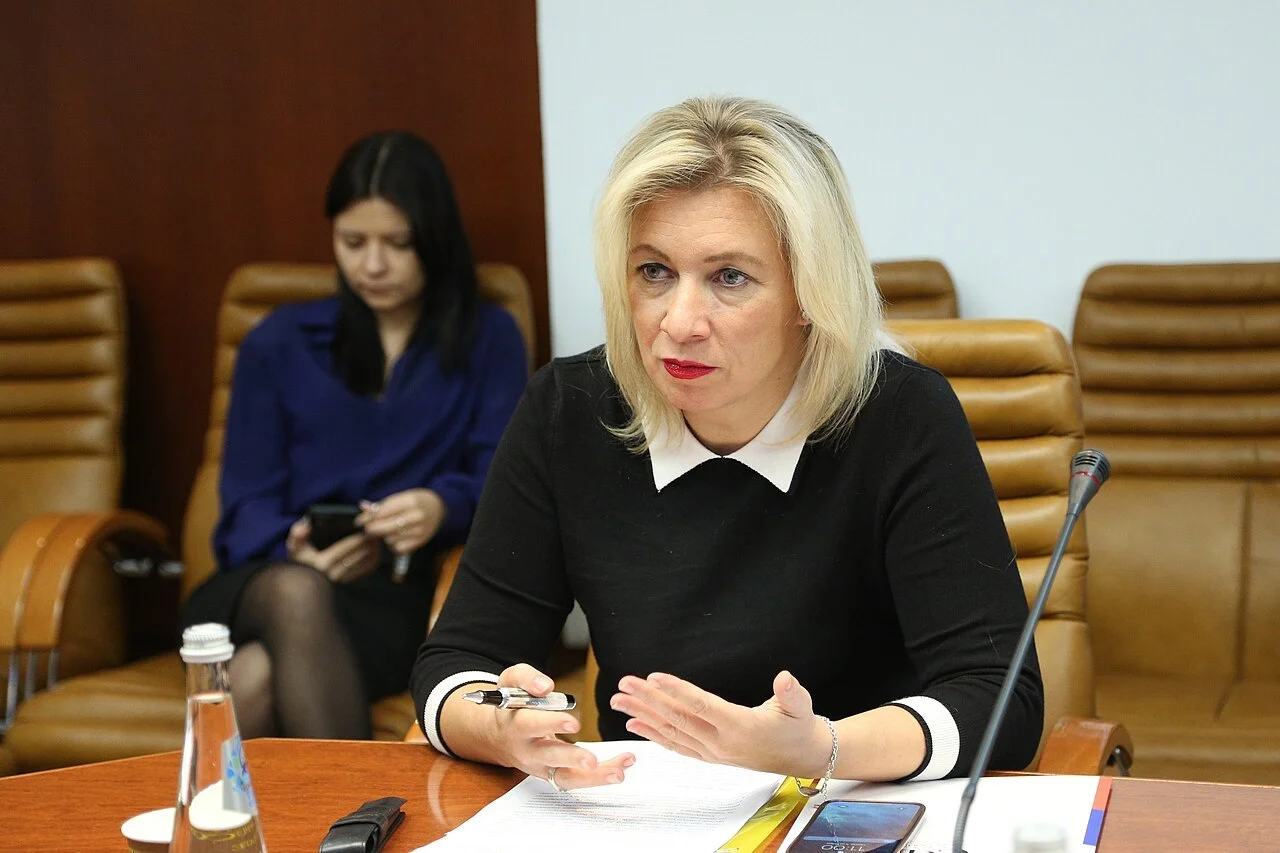 🎙 Захарова ответила на доклад Гаагского центра о влиянии России на Европу