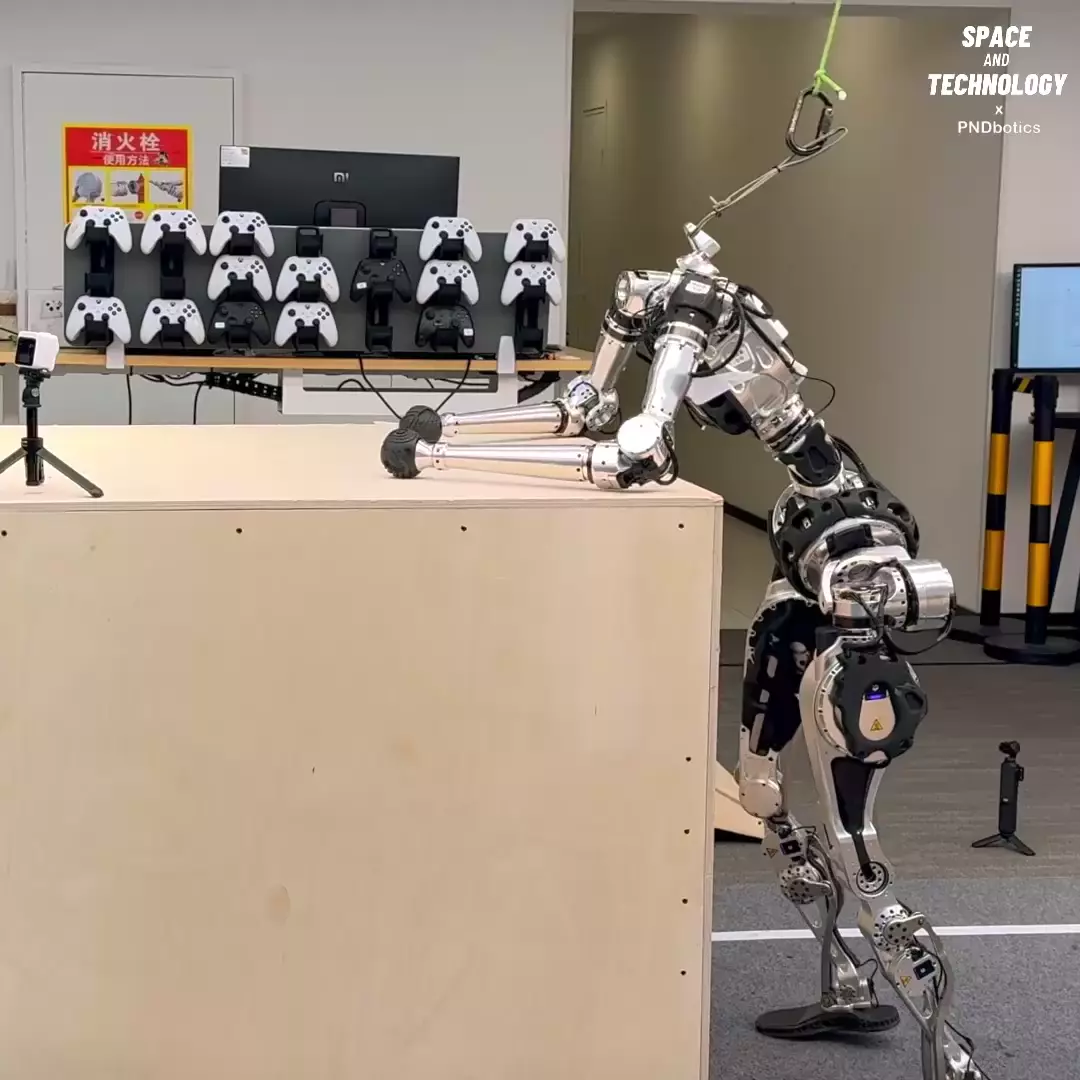 PNDbotics продолжает тренировки гуманоида Adam