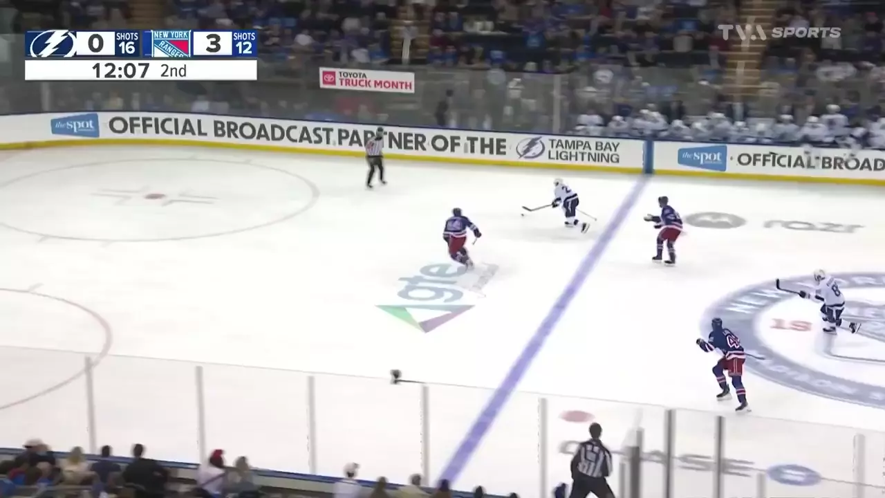 🥅 Кроме вратаря Шестеркина, в этот игровой день в 🏒 НХЛ отличились заброшенными шайбами и другие