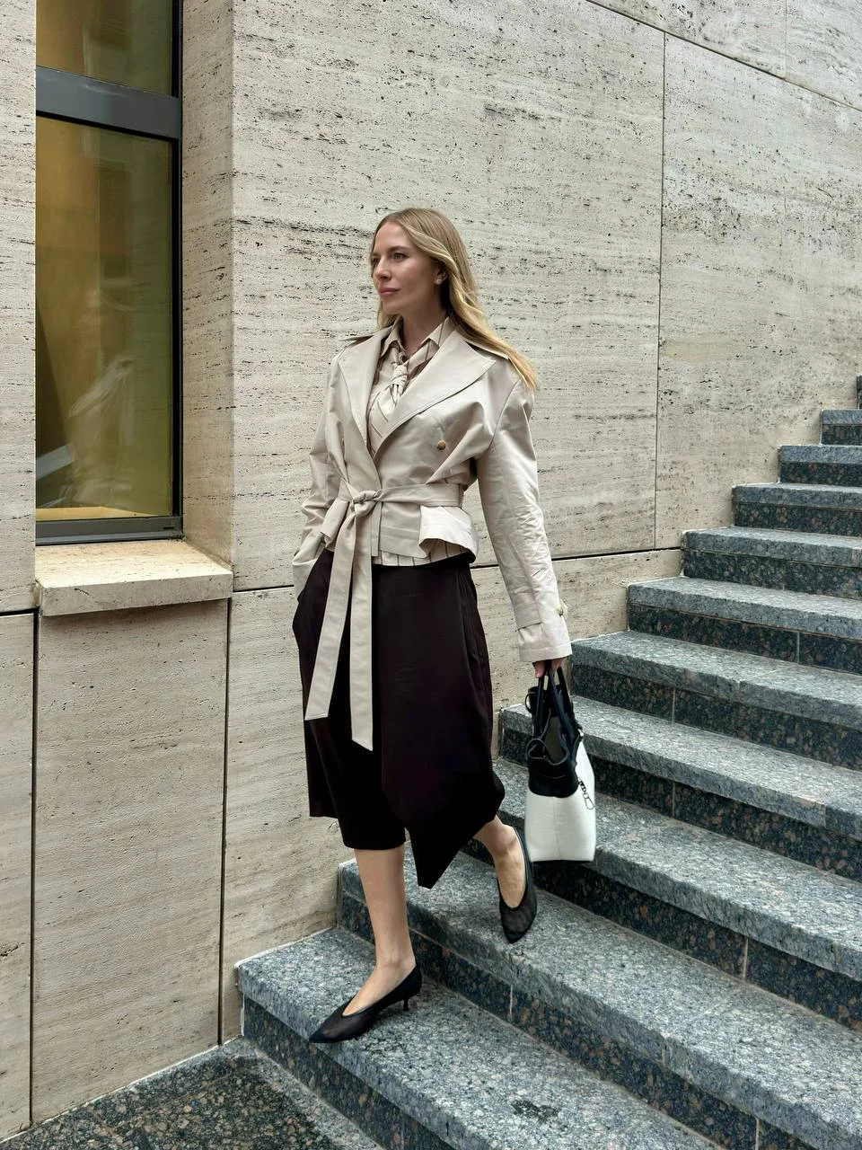#lookoftheday тренч Anna Pekun рубашка с галстуком Monreve бермуды Belartes сумка CNS туфли Lime