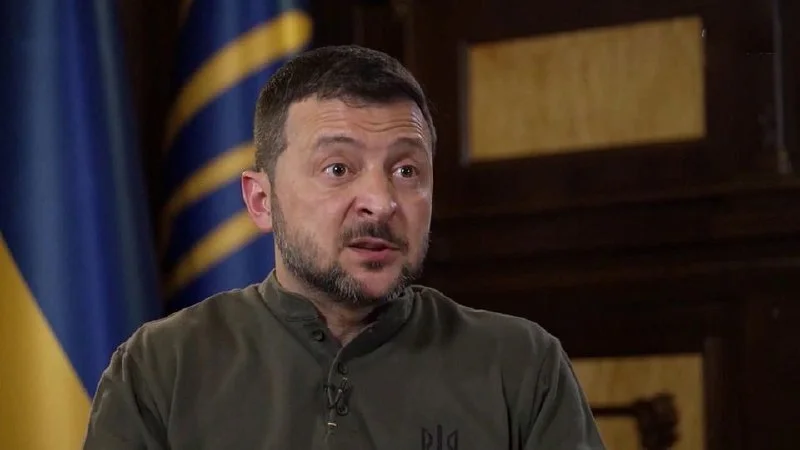 Зеленский заявил, что ПВО нечем сбивать баллистику РФ