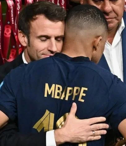 Мбаппе спросили, не хочет ли он стать президентом Франции в будущем 🇫🇷