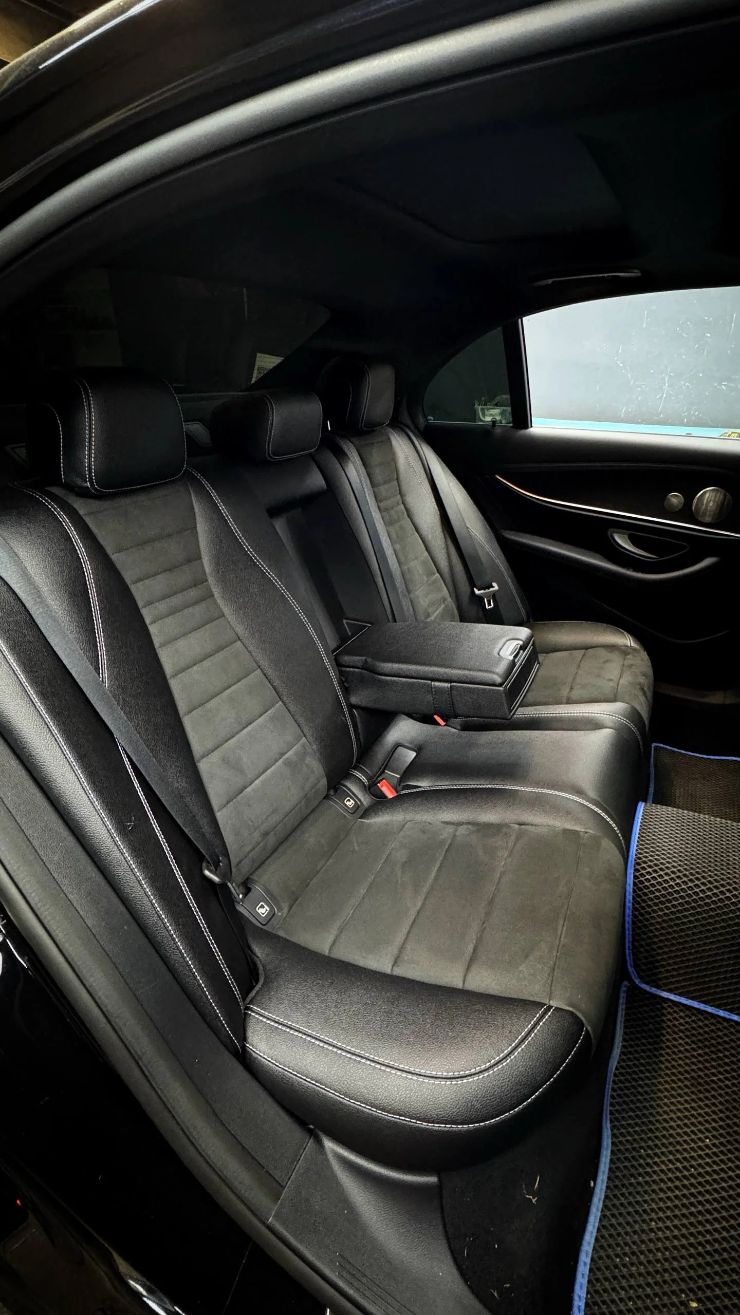 Mercedes Benz E class 213
