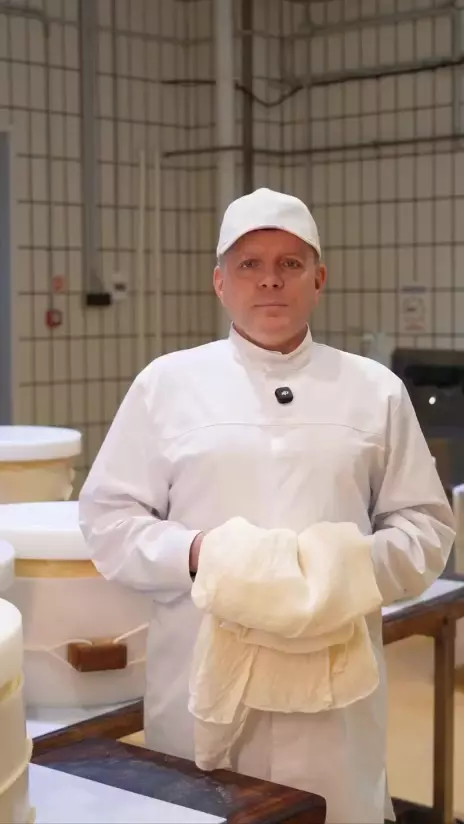 Уральский сыровар потратил 1,2 млн рублей на итальянские тряпки — а потом выяснил, что их шьют в