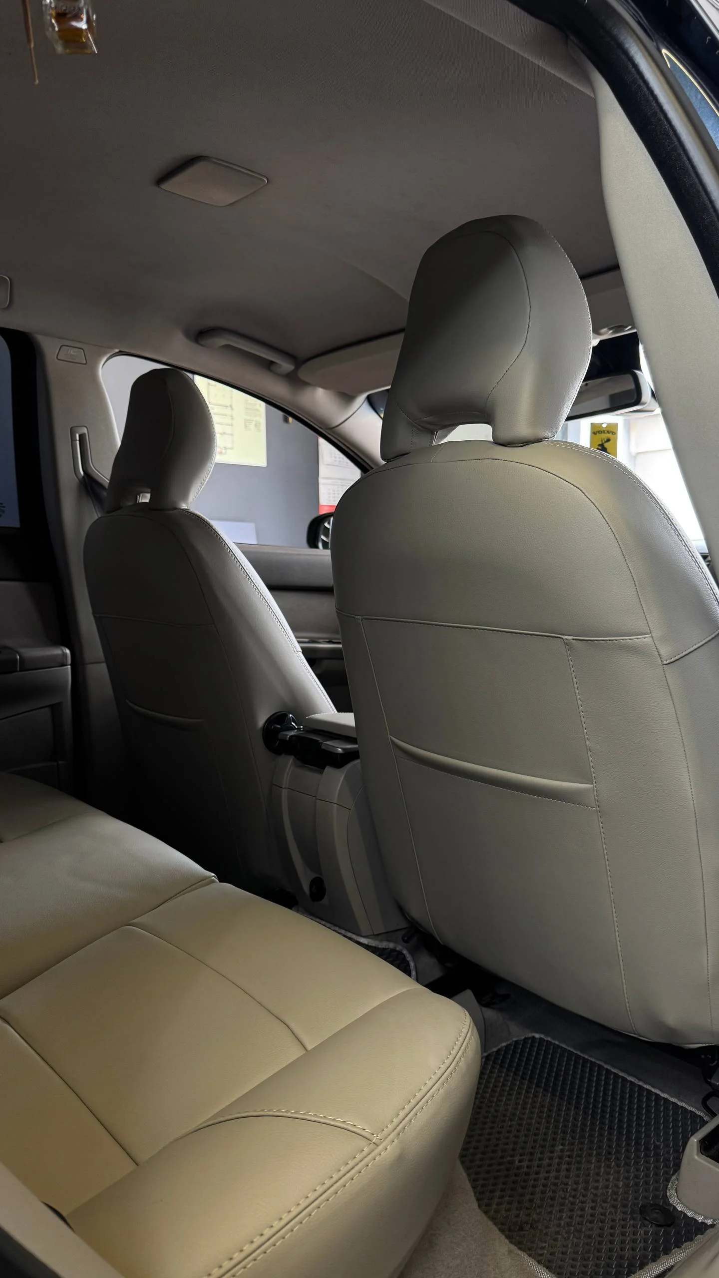 Volvo v50 (рестайлинг)