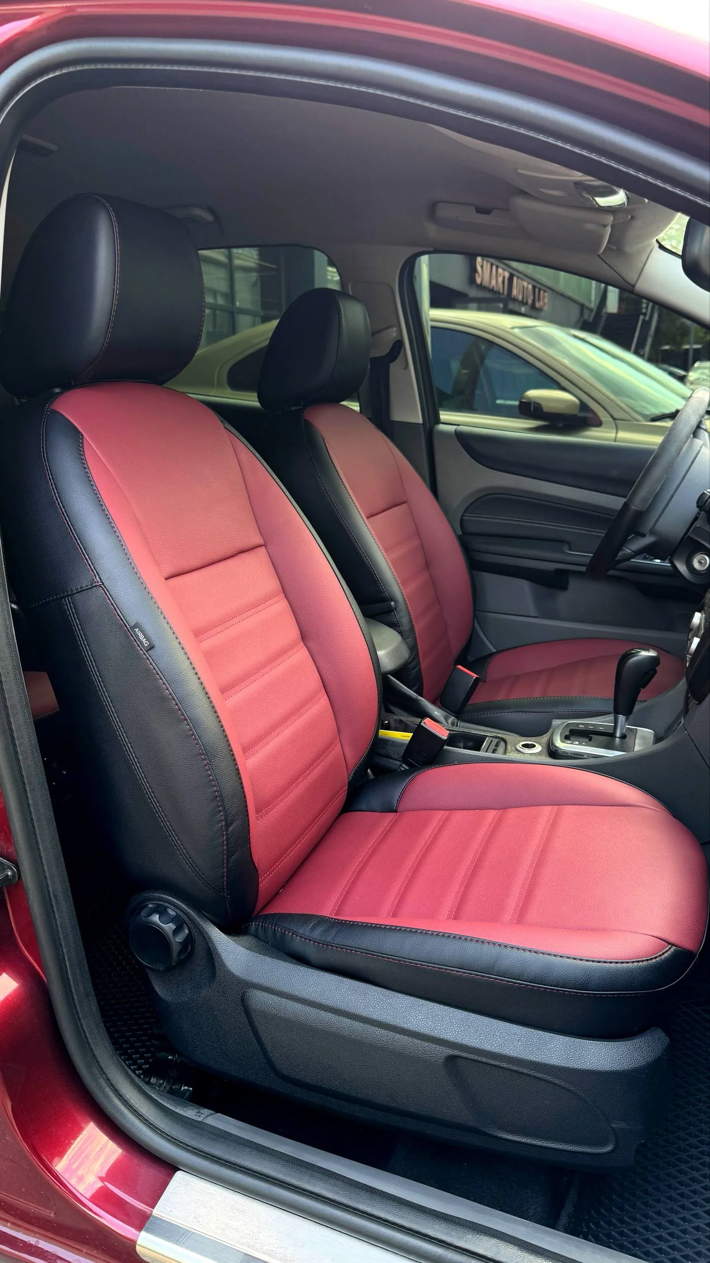 Ford Focus 2 Пошит и установлен комплект каркасных чехлов категории Silver с комбинированной эко