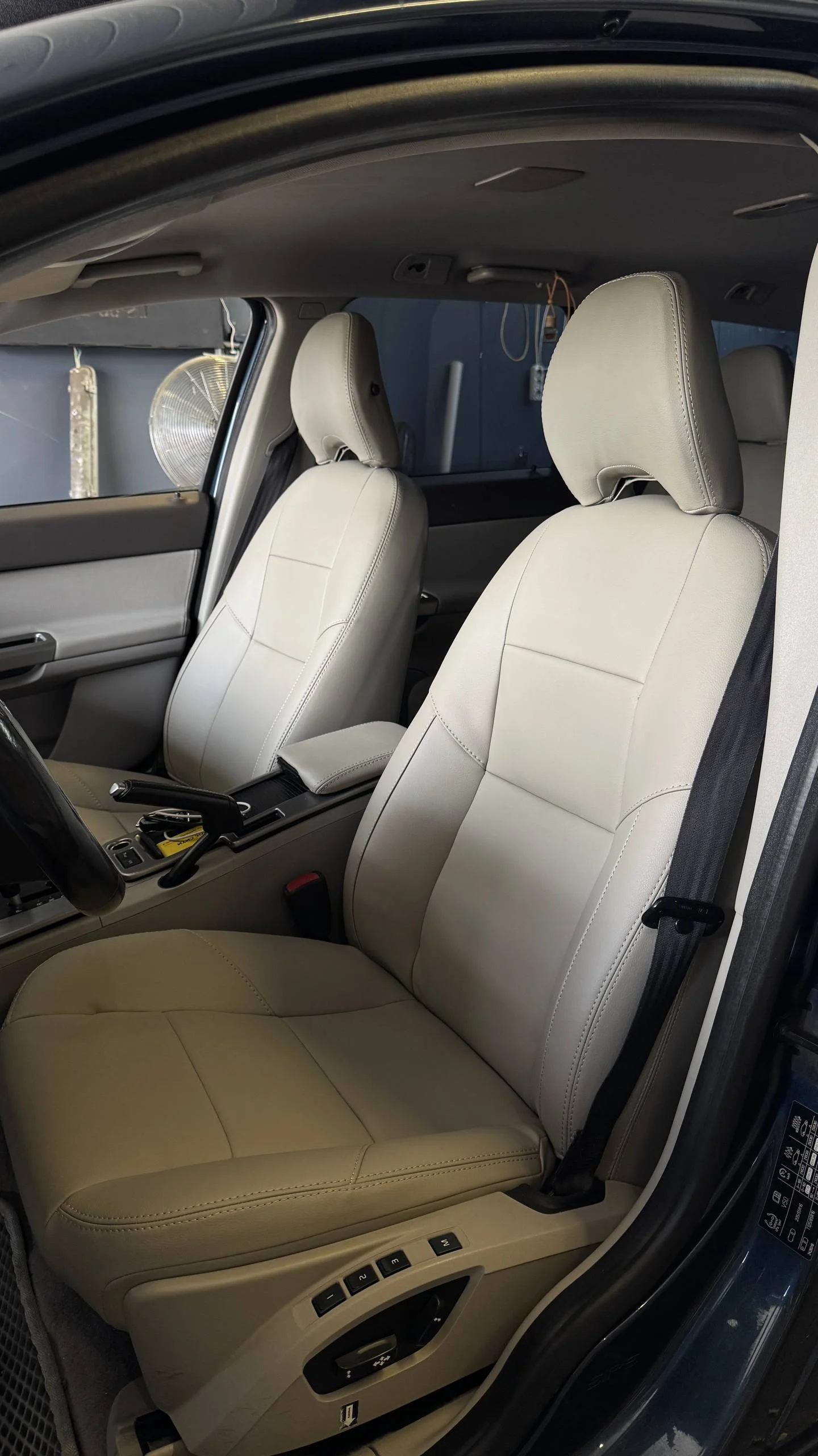 Volvo v50 (рестайлинг)