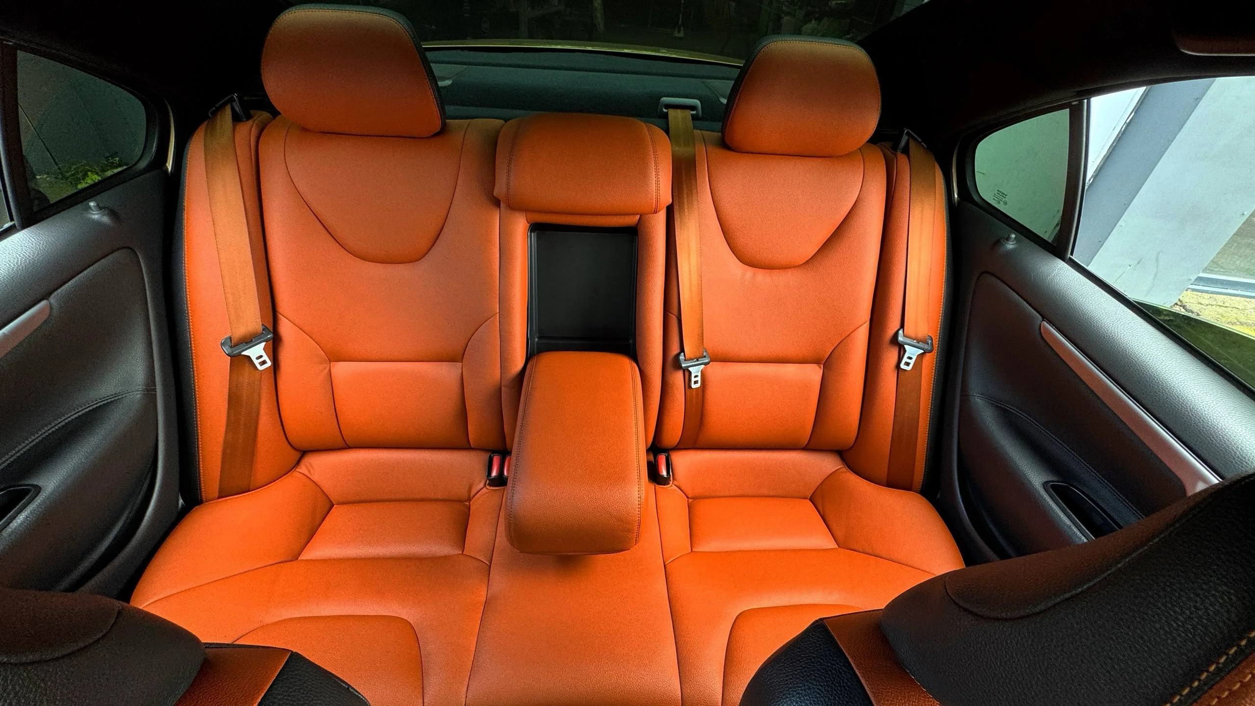 Volvo S60 (1 рест)