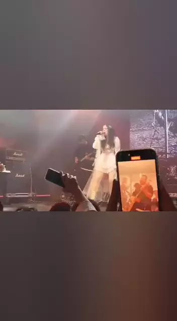 Кусочек из зала