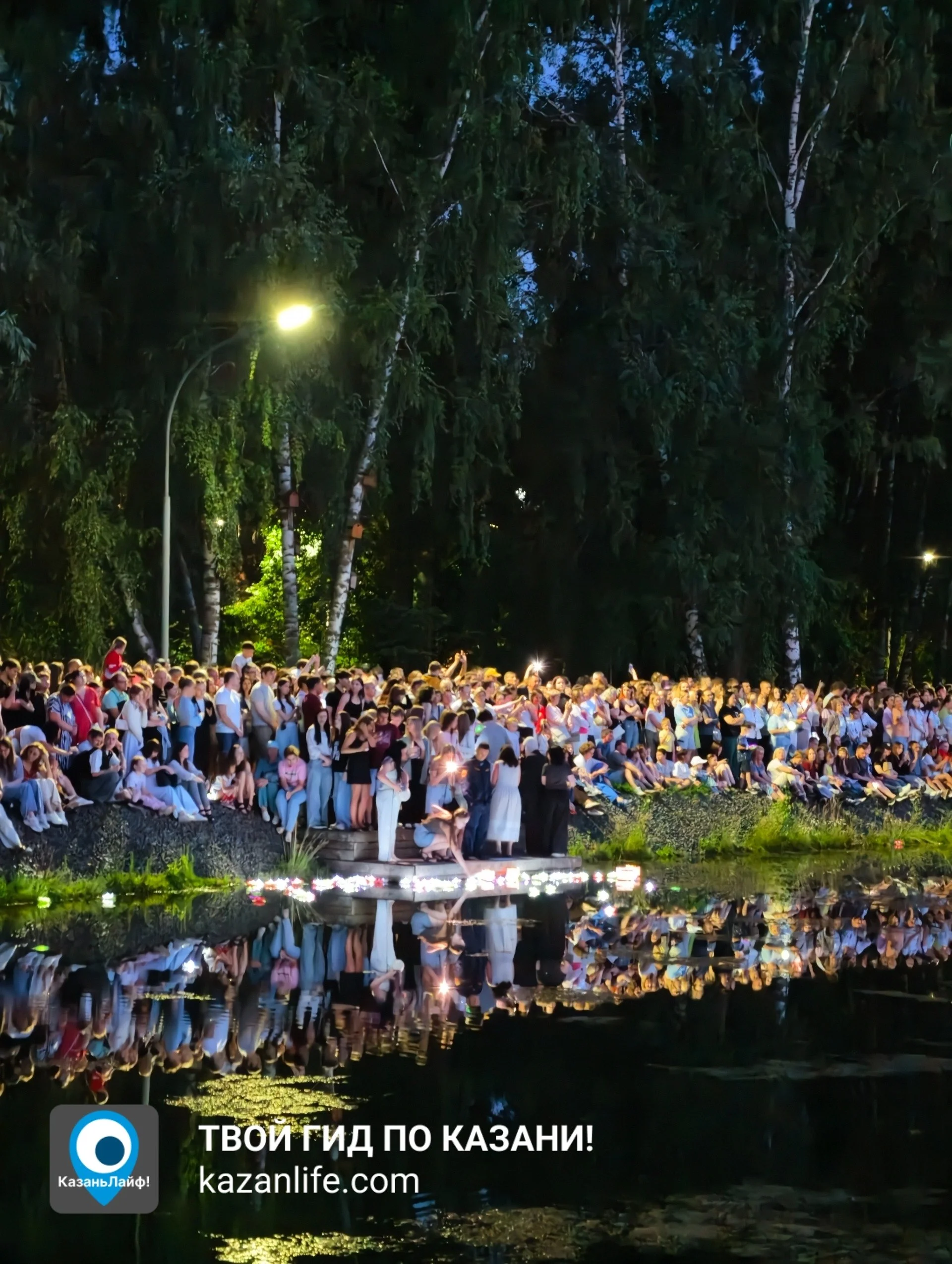 Так прошел первый день фестиваля фонариков в парке Урицкого ✨ как будто весь город приехал сюда