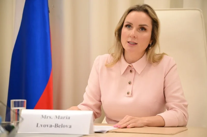 👨‍👩‍👧 МИД: идёт работа по возвращению в Россию 12 детей из Европы
